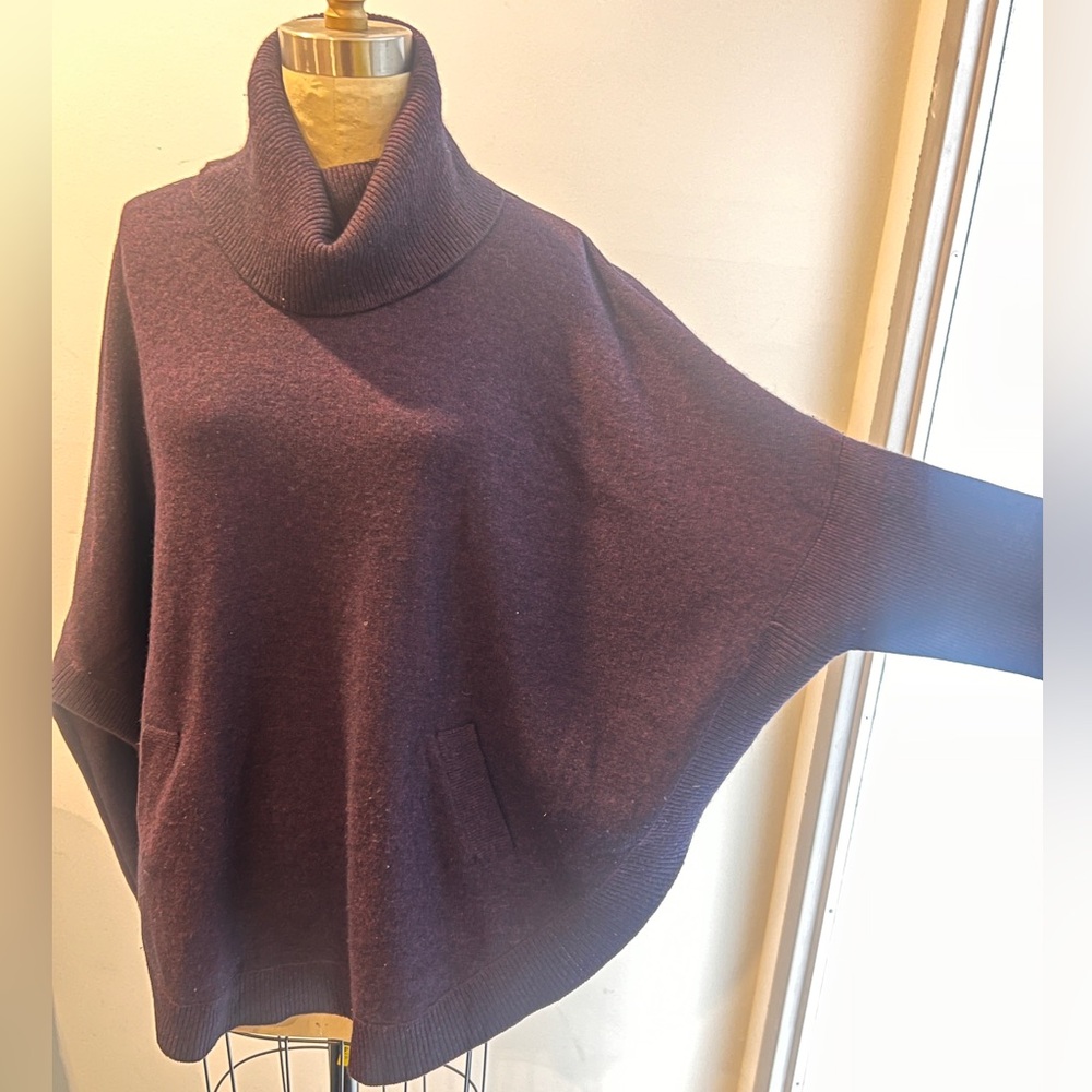 Elegant Purple Women's Sweater